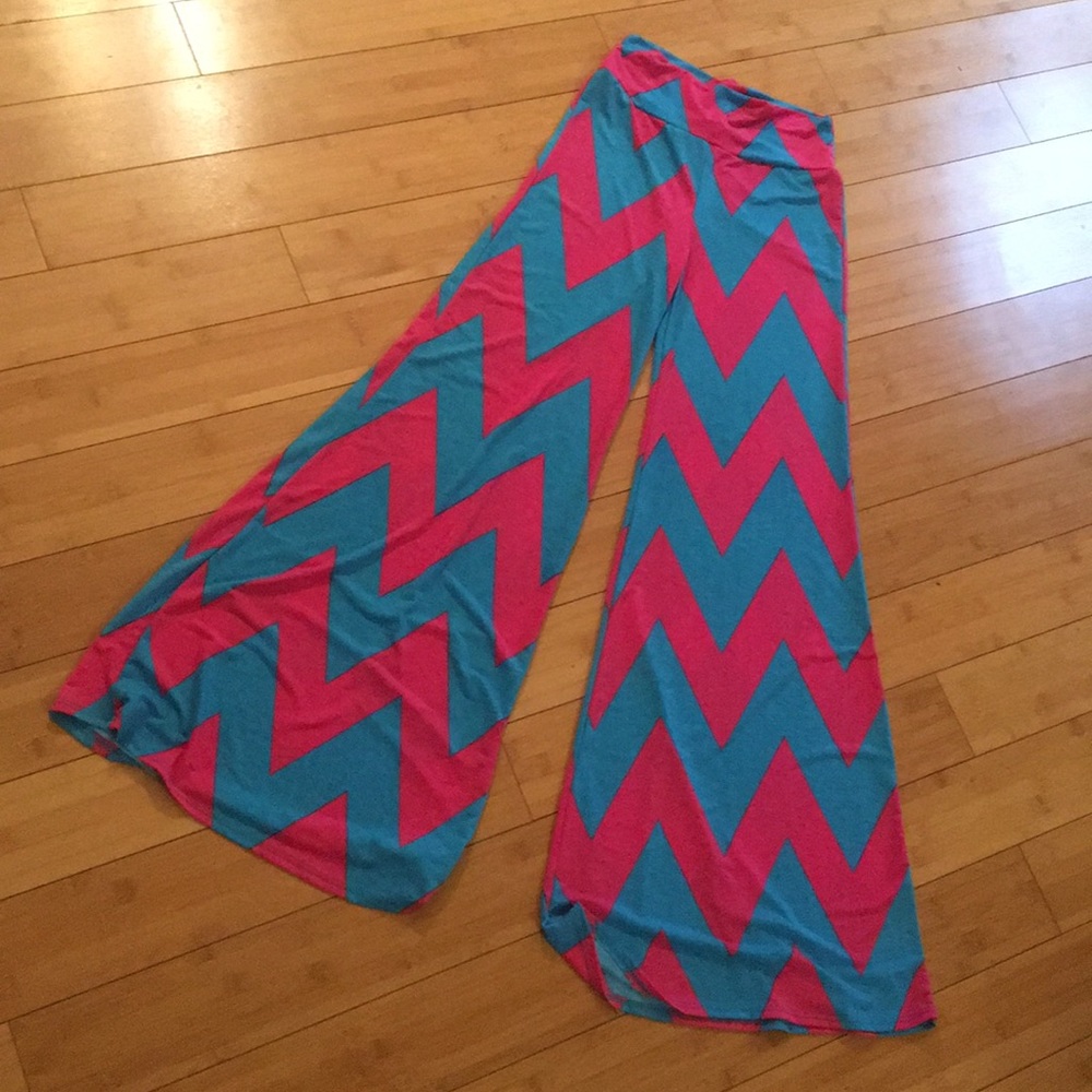 Wide legged gaucho pants